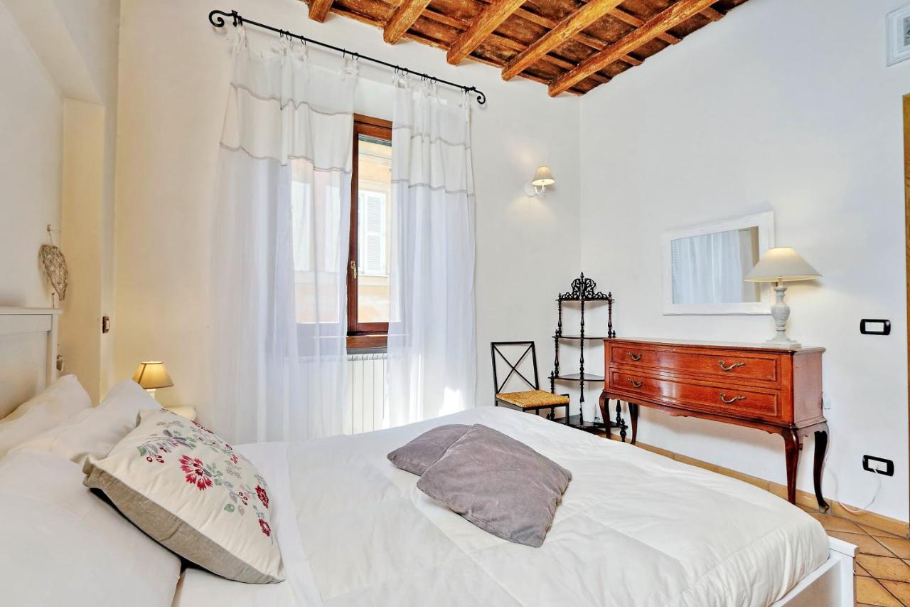 Apartmán Lungaretta 97 Řím Exteriér fotografie